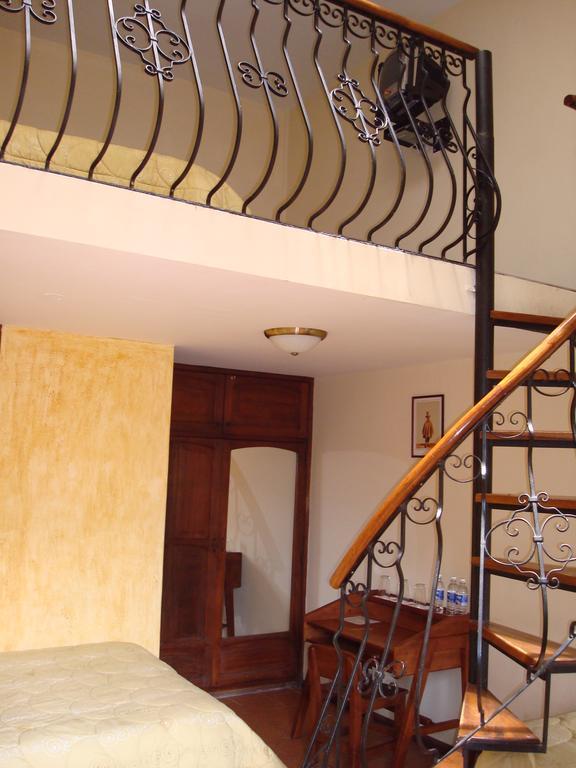 Hotel San Francisco De Quito Phòng bức ảnh